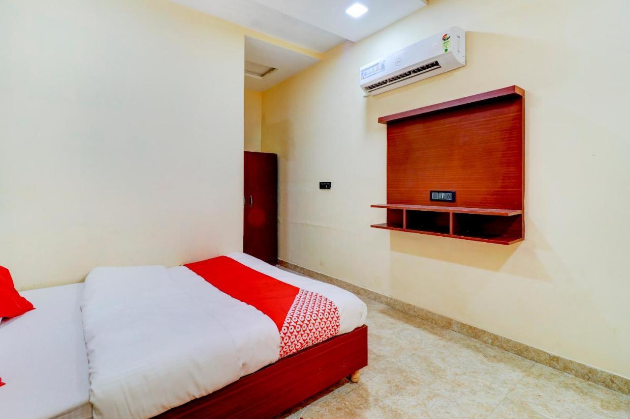 Oyo Flagship 73009 Hotel City Inn Dayal Bagh Exterior photo