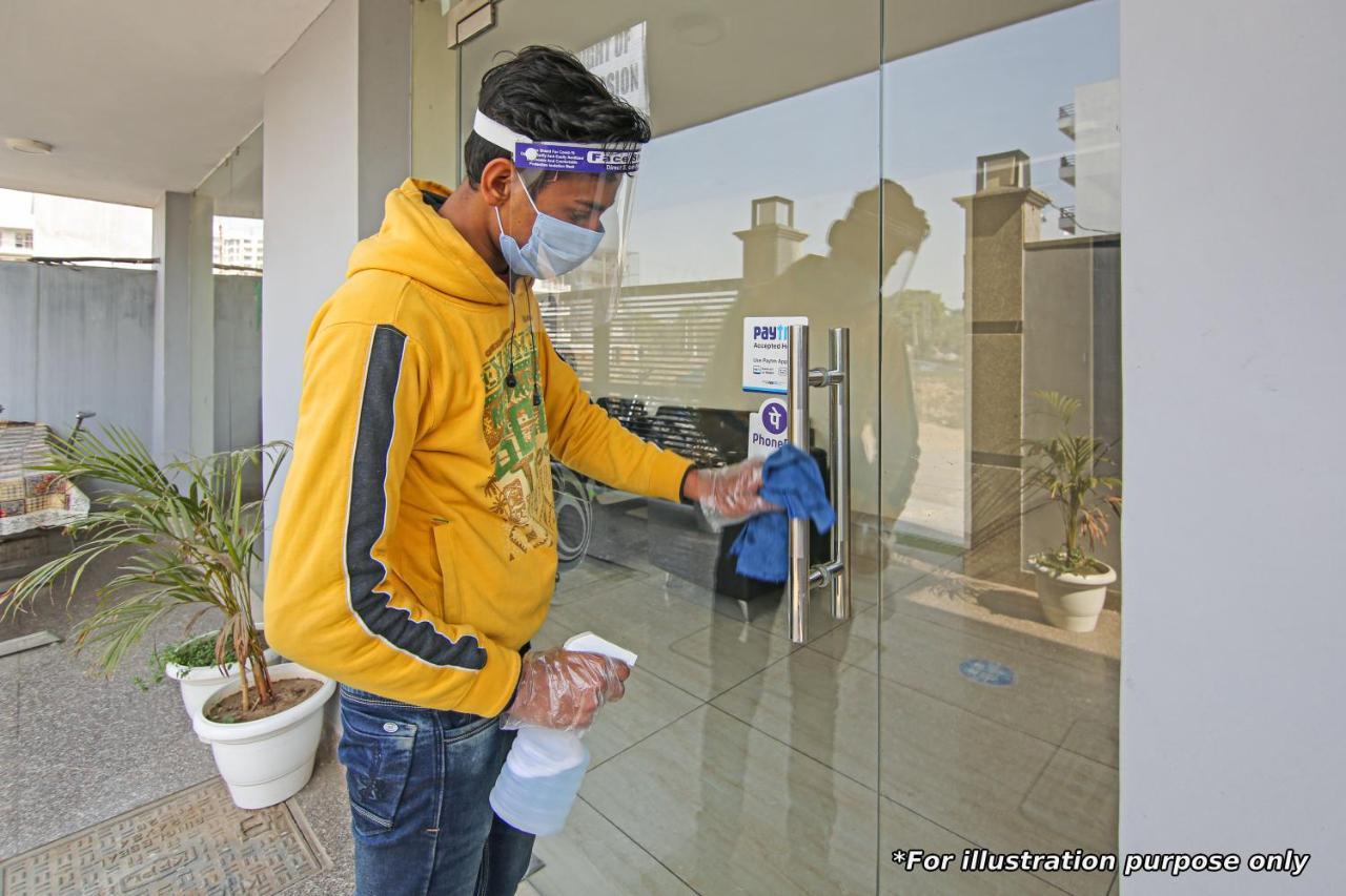 Oyo Flagship 73009 Hotel City Inn Dayal Bagh Exterior photo